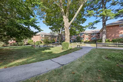 121 N Broadway #12A, White Plains, NY 10603 - Photo 16