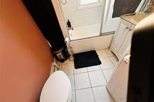 17 Flint Ave, Hempstead, NY 11550 - Photo 14