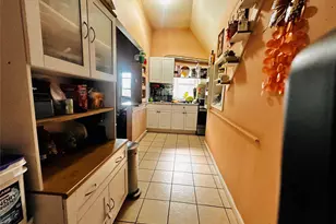 17 Flint Ave, Hempstead, NY 11550 - Photo 12