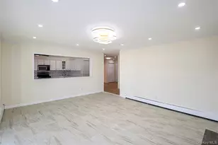 1 Deer Lake Dr, North Babylon, NY 11703 - Photo 18