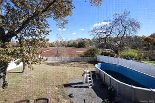 1 Deer Lake Dr, North Babylon, NY 11703 - Photo 32