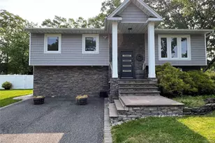 35 Junard Blvd, Port Jefferson Station, NY 11776 - Photo 2