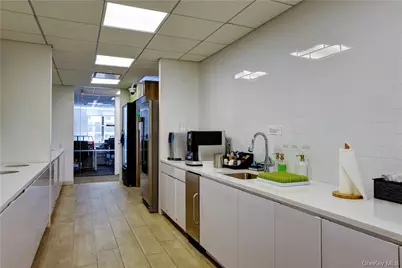 122 E 42 Street, New York, NY 10168 - Photo 18