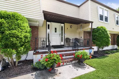 6 Farmstead Road, New Windsor, NY 12553 - Photo 2