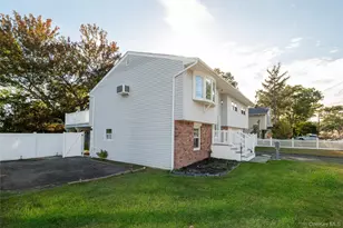 380 Montgomery Ave, West Babylon, NY 11704 - Photo 2