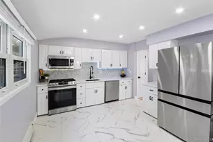 380 Montgomery Ave, West Babylon, NY 11704 - Photo 14