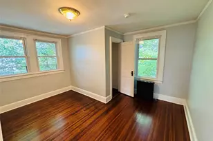 19 Ellwood St, Glen Cove, NY 11542 - Photo 18