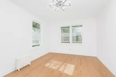 592 E 39th Street, Brooklyn, NY 11203 - Photo 14