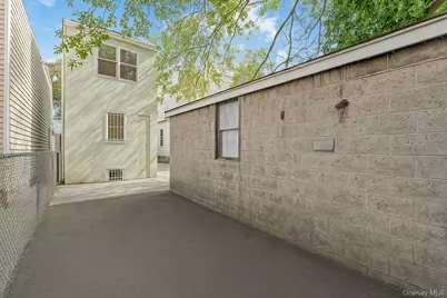 592 E 39th Street, Brooklyn, NY 11203 - Photo 24