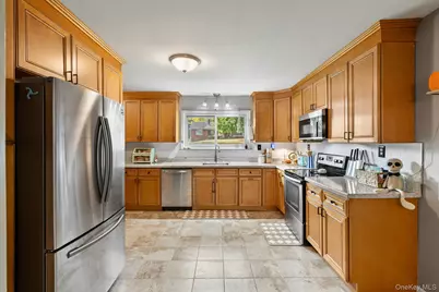 34 Houtman Drive, Walden, NY 12586 - Photo 2