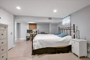 29 Pine Hill Rd, Great Neck, NY 11020 - Photo 28