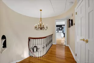 29 Pine Hill Rd, Great Neck, NY 11020 - Photo 22