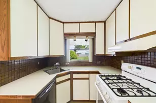 408 Briarwood Rd, Massapequa, NY 11758 - Photo 12