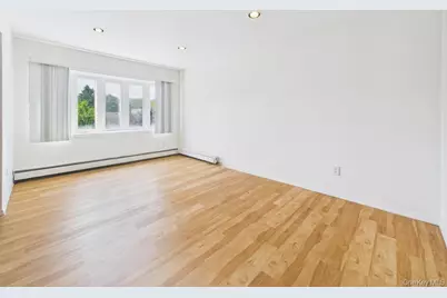 408 Briarwood Road, Massapequa, NY 11758 - Photo 24