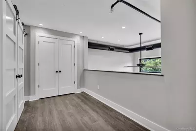 172 E Prospect Avenue #204, Mamaroneck, NY 10543 - Photo 12