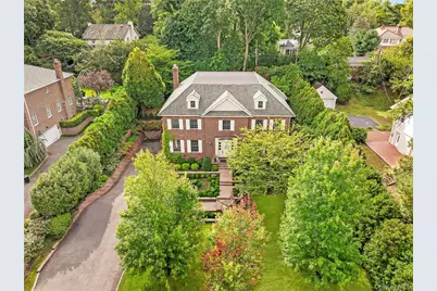 1270 Plandome Road, Manhasset, NY 11030 - Photo 22