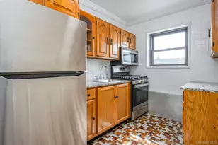 222 N Broadway, Yonkers, NY 10701 - Photo 16