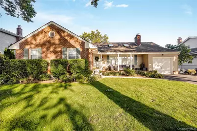 209 Brompton Road, Garden City, NY 11530 - Photo 2