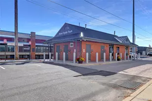 610 Jericho Tpke, New Hyde Park, NY 11040 - Photo 12