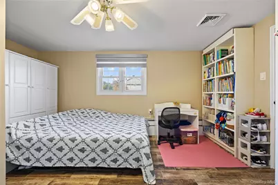 38 Oxford Road, Old Bethpage, NY 11804 - Photo 16