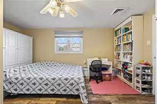 38 Oxford Rd, Old Bethpage, NY 11804 - Photo 16