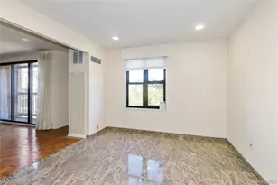 12 Bond St, Great Neck, NY 11021 - Photo 16