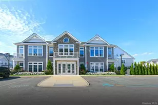 123 Emanuel Wy, East Meadow, NY 11554 - Photo 4