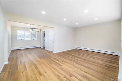 485 Farm Ranch Road W, Bethpage, NY 11714 - Photo 6