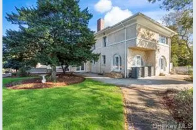 68 E Bayberry Road, Islip, NY 11751 - Photo 20