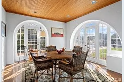 68 E Bayberry Road, Islip, NY 11751 - Photo 4