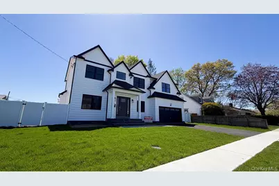 214 N Cedar Street, Massapequa, NY 11758 - Photo 2