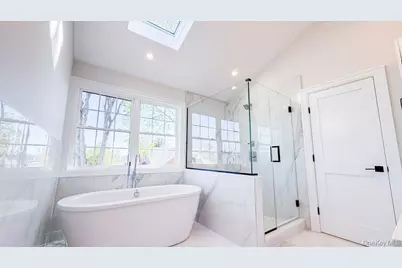 214 N Cedar Street, Massapequa, NY 11758 - Photo 28