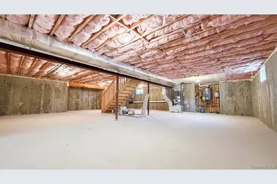 214 N Cedar Street, Massapequa, NY 11758 - Photo 38