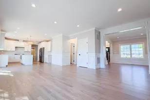 214 N Cedar St, Massapequa, NY 11758 - Photo 16