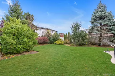 2845 Whaleneck Drive, Merrick, NY 11566 - Photo 20