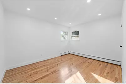 18918 Tioga Dr, Saint Albans, NY 11412 - Photo 12