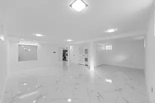 189-18 Tioga Dr, Saint Albans, NY 11412 - Photo 20