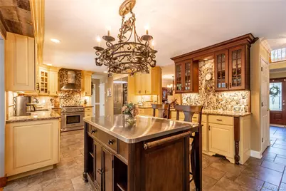 14 Vega Drive, Shoreham, NY 11786 - Photo 12