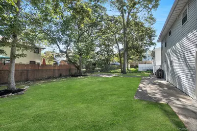 165 N 27th Street, Wyandanch, NY 11798 - Photo 18