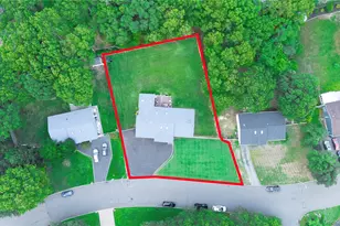 11 Blazer Dr, Islandia, NY 11749 - Photo 16