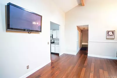 11 Blazer Drive, Islandia, NY 11749 - Photo 4