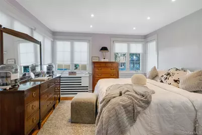 290 E Sidney Avenue, Mount Vernon, NY 10553 - Photo 8