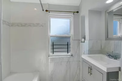 290 E Sidney Avenue, Mount Vernon, NY 10553 - Photo 24