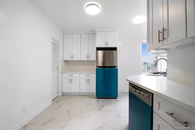 485 Bronx River Road #B63, Yonkers, NY 10704 - Photo 6