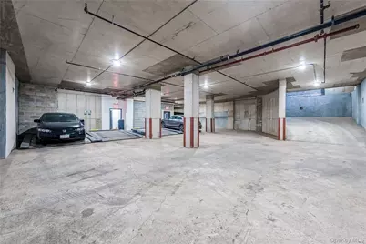 30-63 31st Street #605, Astoria, NY 11102 - Photo 8