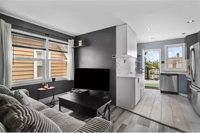 3215 Randall Avenue, Bronx, NY 10465 - Photo 2