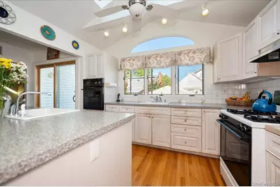 23 Arthur Avenue, Bethpage, NY 11714 - Photo 12