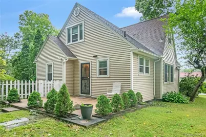 171 South Road, White Plains, NY 10603 - Photo 6