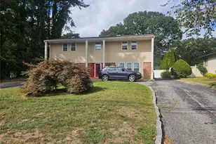 5 Lincoln Ave, Smithtown, NY 11787 - Photo 2