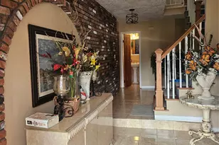 5 Lincoln Ave, Smithtown, NY 11787 - Photo 4